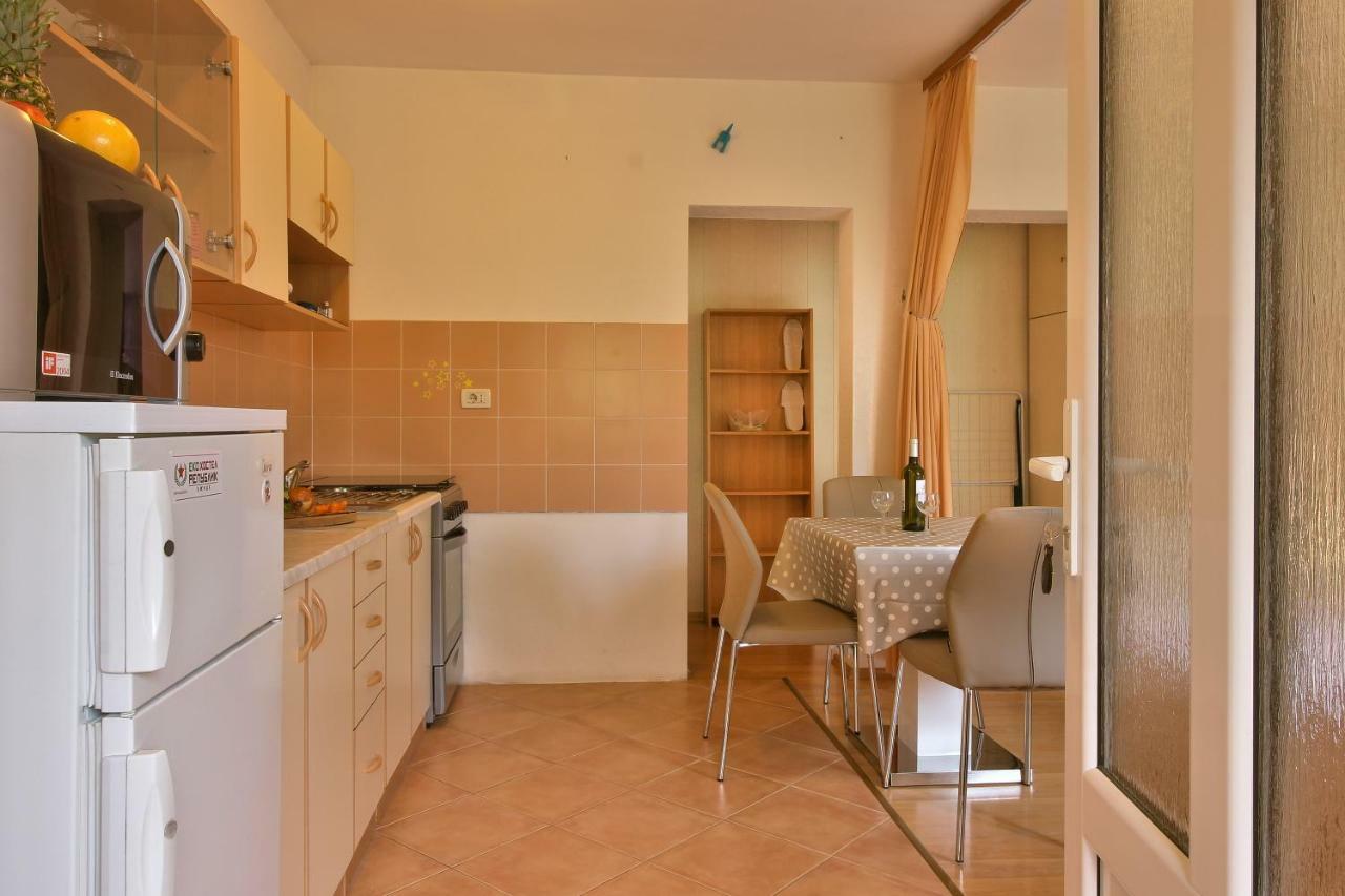 Apartment Borik Pula Zewnętrze zdjęcie